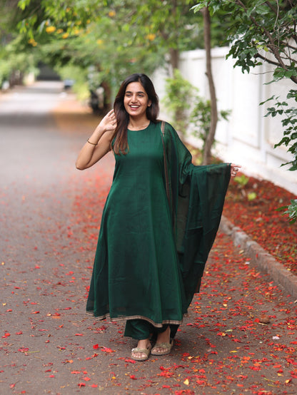 Green Malar Narayanpet Set (Top & Dupatta)- Sleeve Length Can be Changed