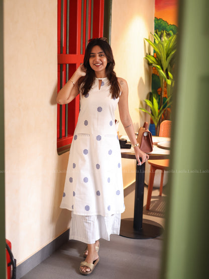 Studio White Polka Handloom Meera Set
