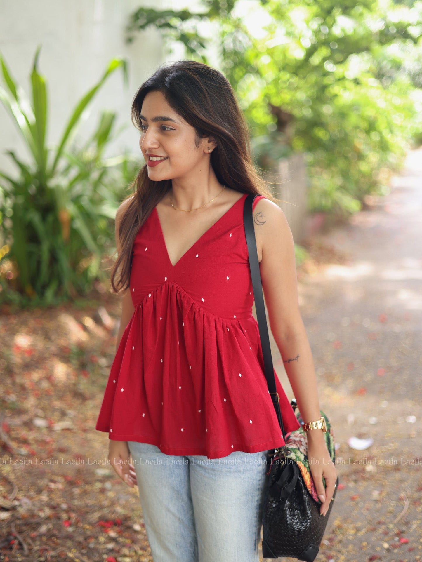 Studio Red Maya Short Top