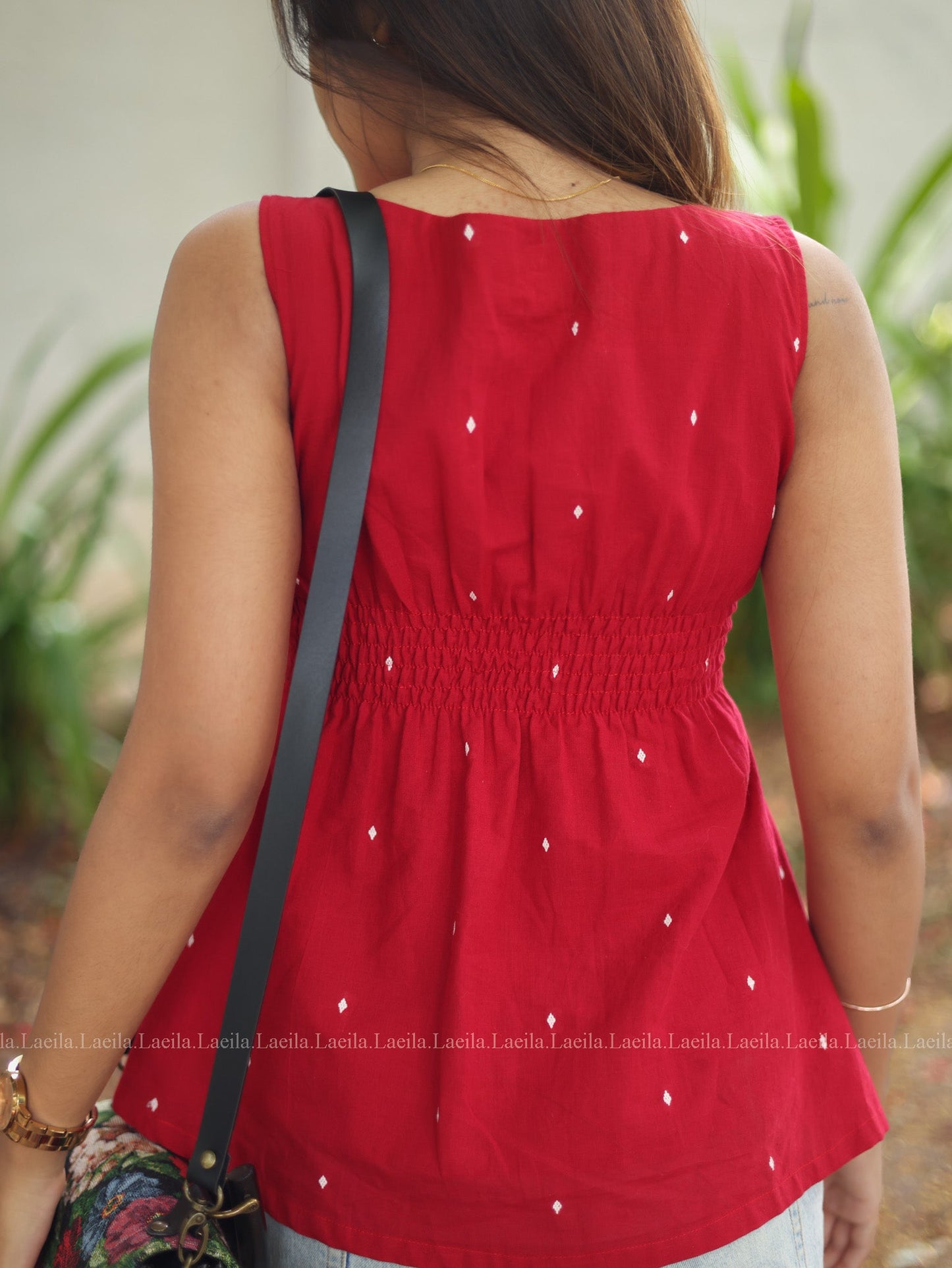 Studio Red Maya Short Top
