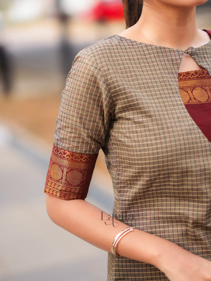 Studio Grey Checked & Maroon Border Kanchi Cotton Top & Dupatta