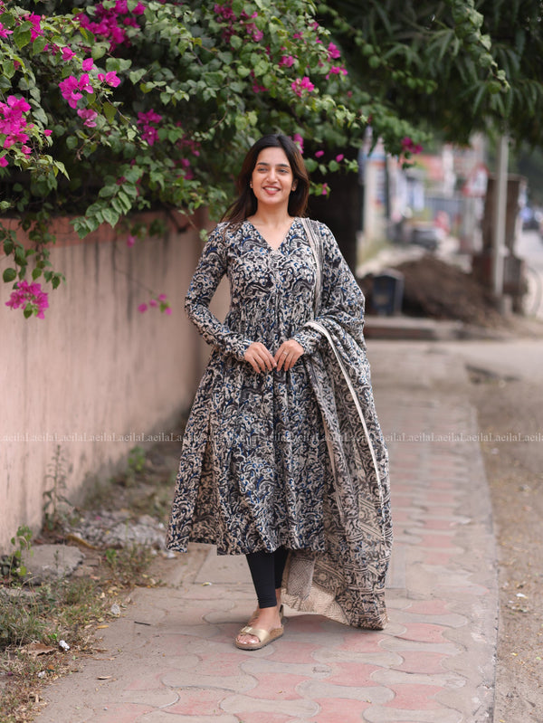 Studio  Black Alia Cut Top & Dupatta Set