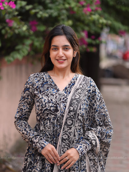 Studio  Black Alia Cut Top & Dupatta Set