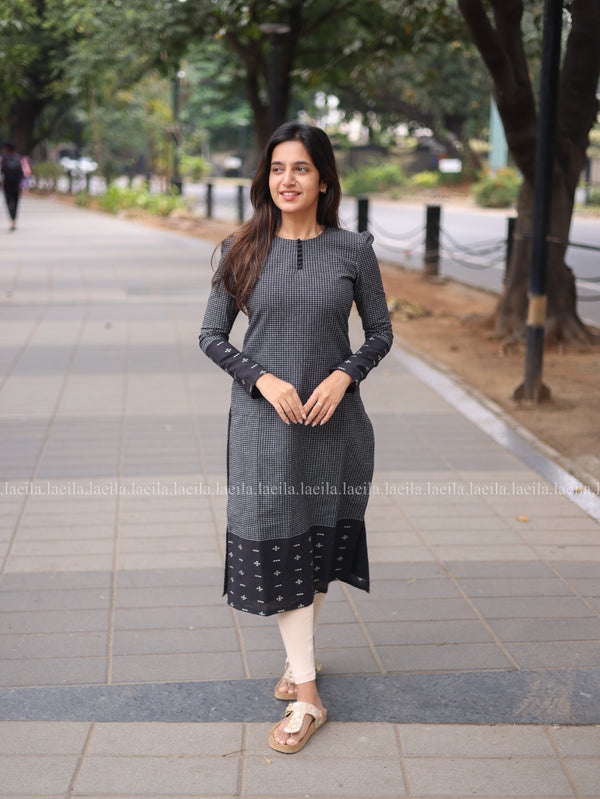 Studio Black Checked Full Sleeve Top