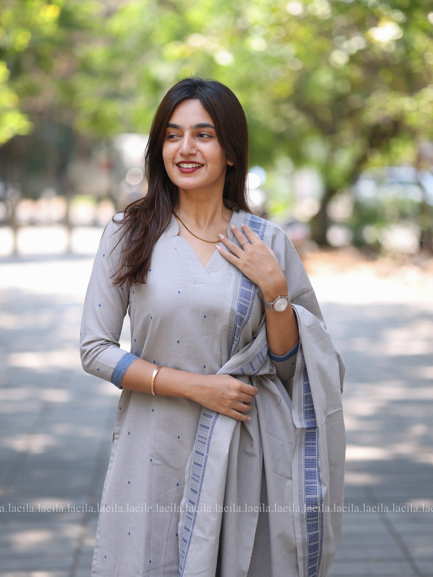 Studio Grey with Blue Kadhambari set