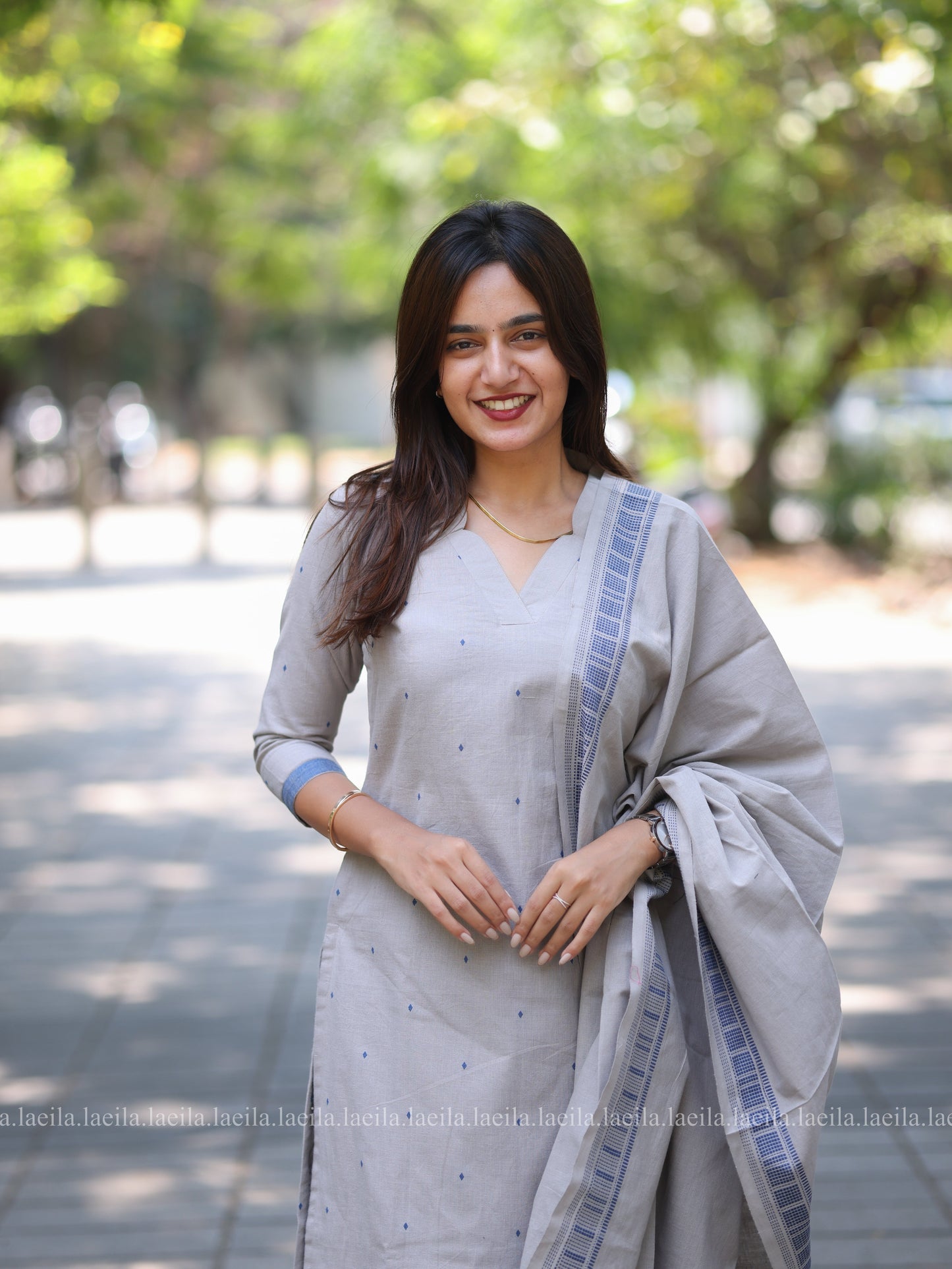 Studio Grey with Blue Kadhambari set