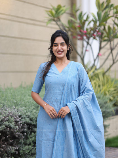 Studio Sky Blue Kadhambari Set