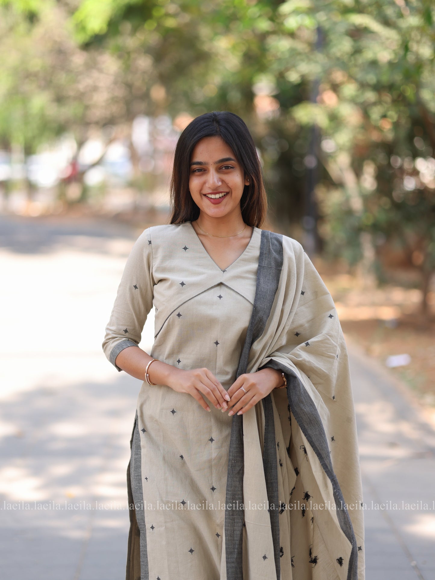 Studio Beige with grey Cotton kadhambari set