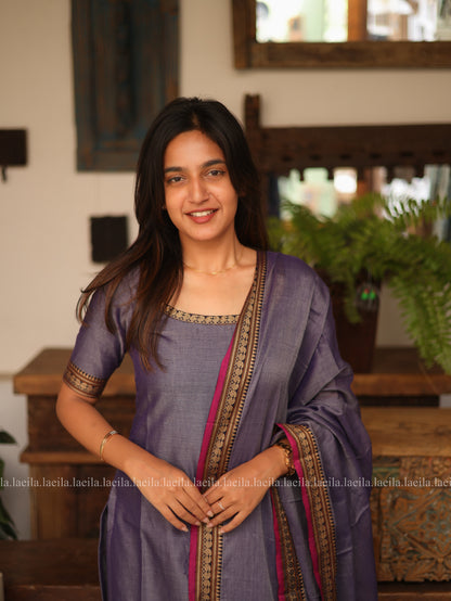 Studio Lavender With Pink Border Malar Narayanpet Cotton Top & Dupatta Set