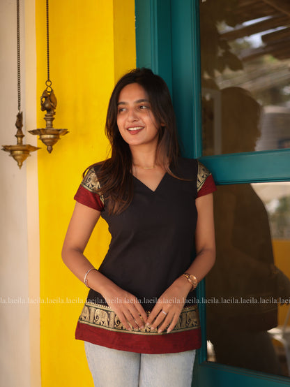 Studio Maya Black Short Sleeve Top