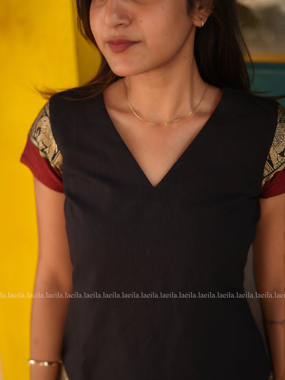 Studio Maya Black Short Sleeve Top