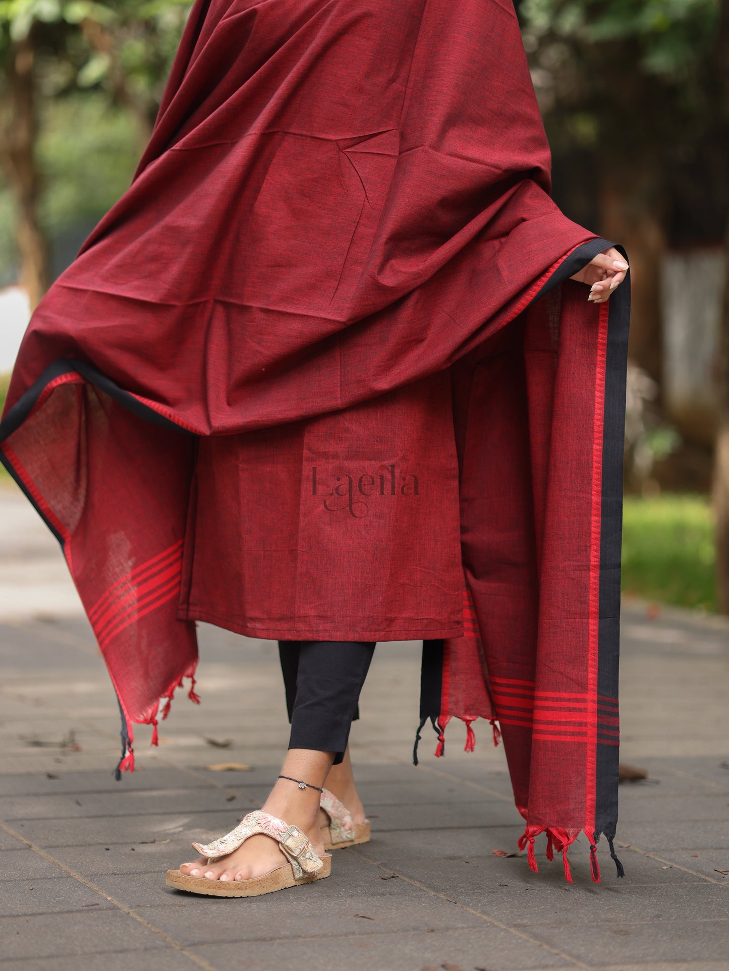 Studio Maroon and black Cotton Kadhambari Set