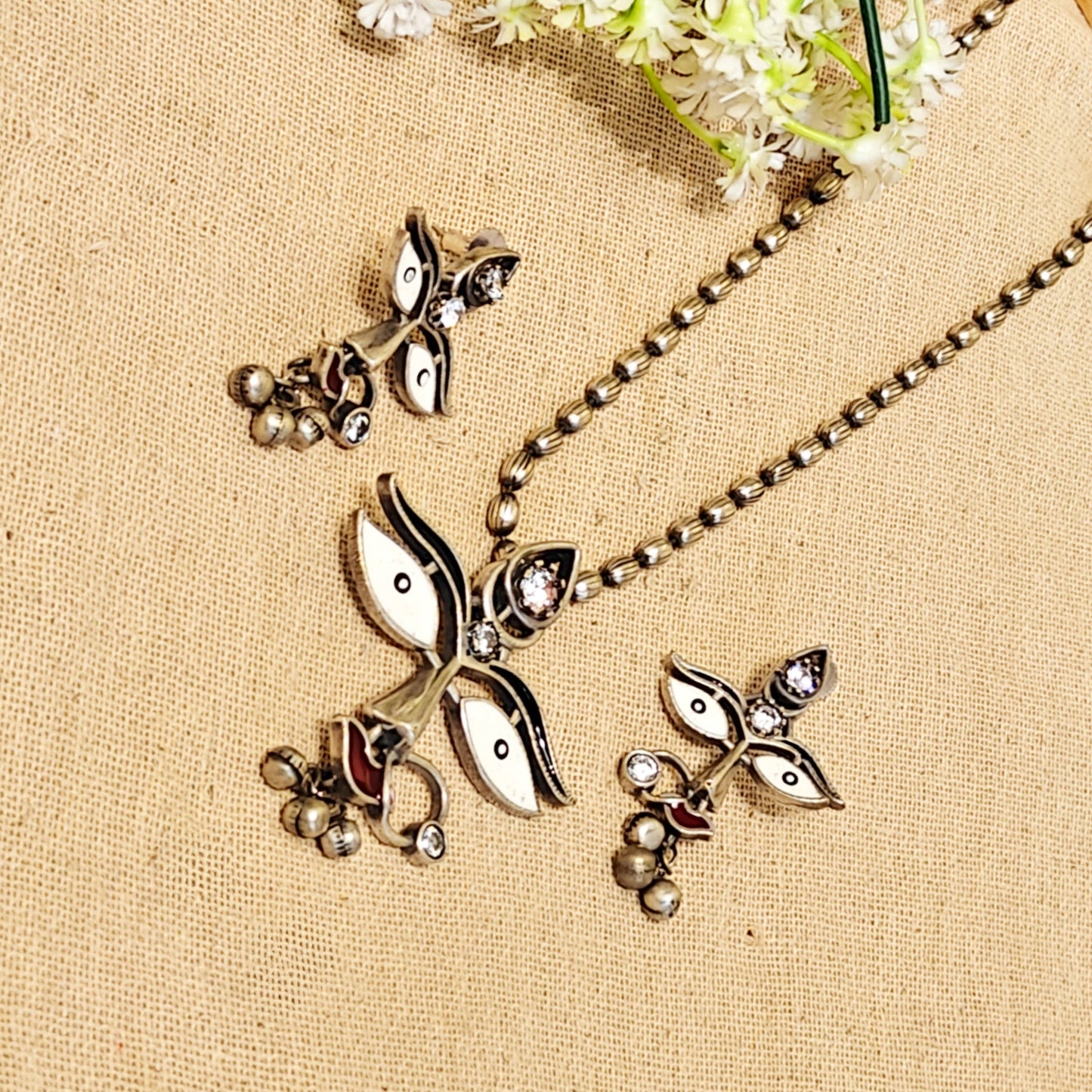 Feather Silver Look Alike Oxidized Necklace