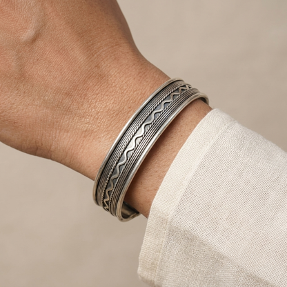 Topaz Silver Look Alike Oxidized Kada