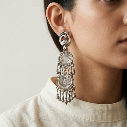 Aster Silver Look Alike Oxidized Earring