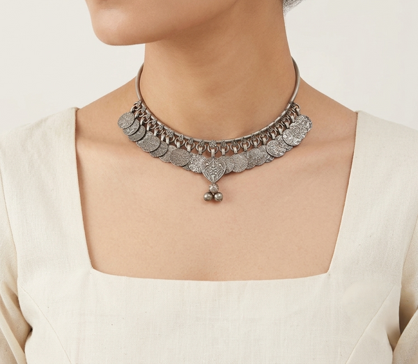 Dazzle Silver Look Alike Oxidized Choker