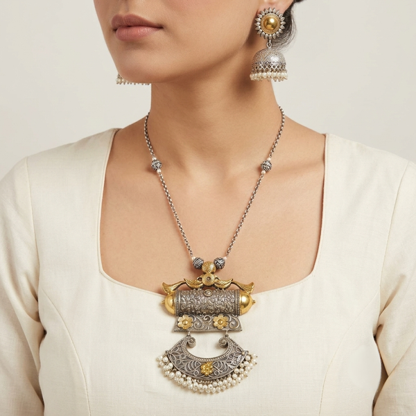 Evora Silver Look Alike Dual Tone Necklace