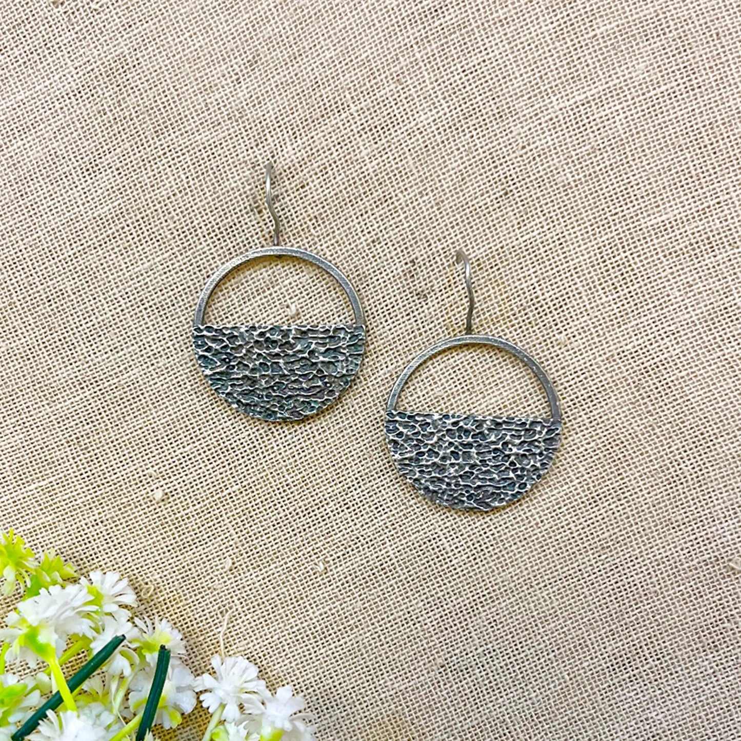 Floret Silver Look Alike Oxidised Dangler