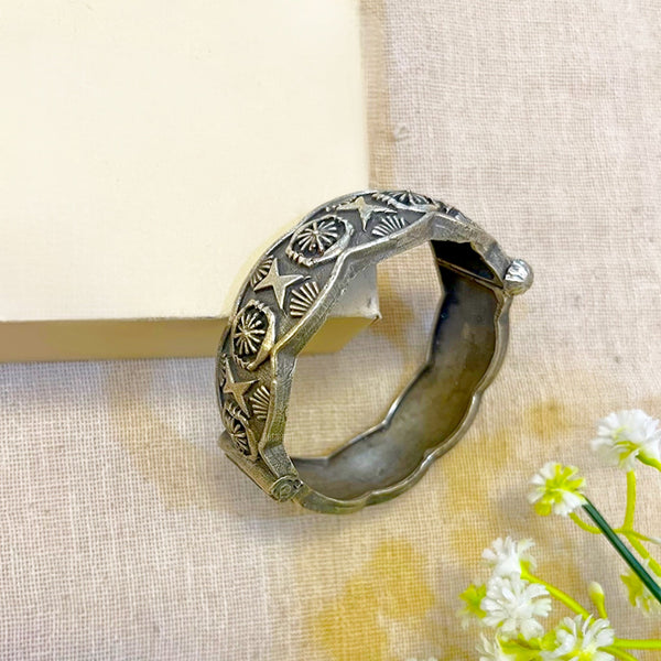“Misri” Silver Look Alike Oxidised kada