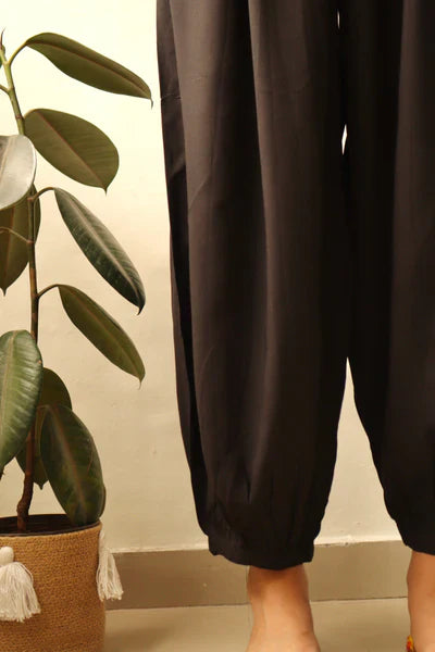 BLACK MODAL AFGHANI PANTS