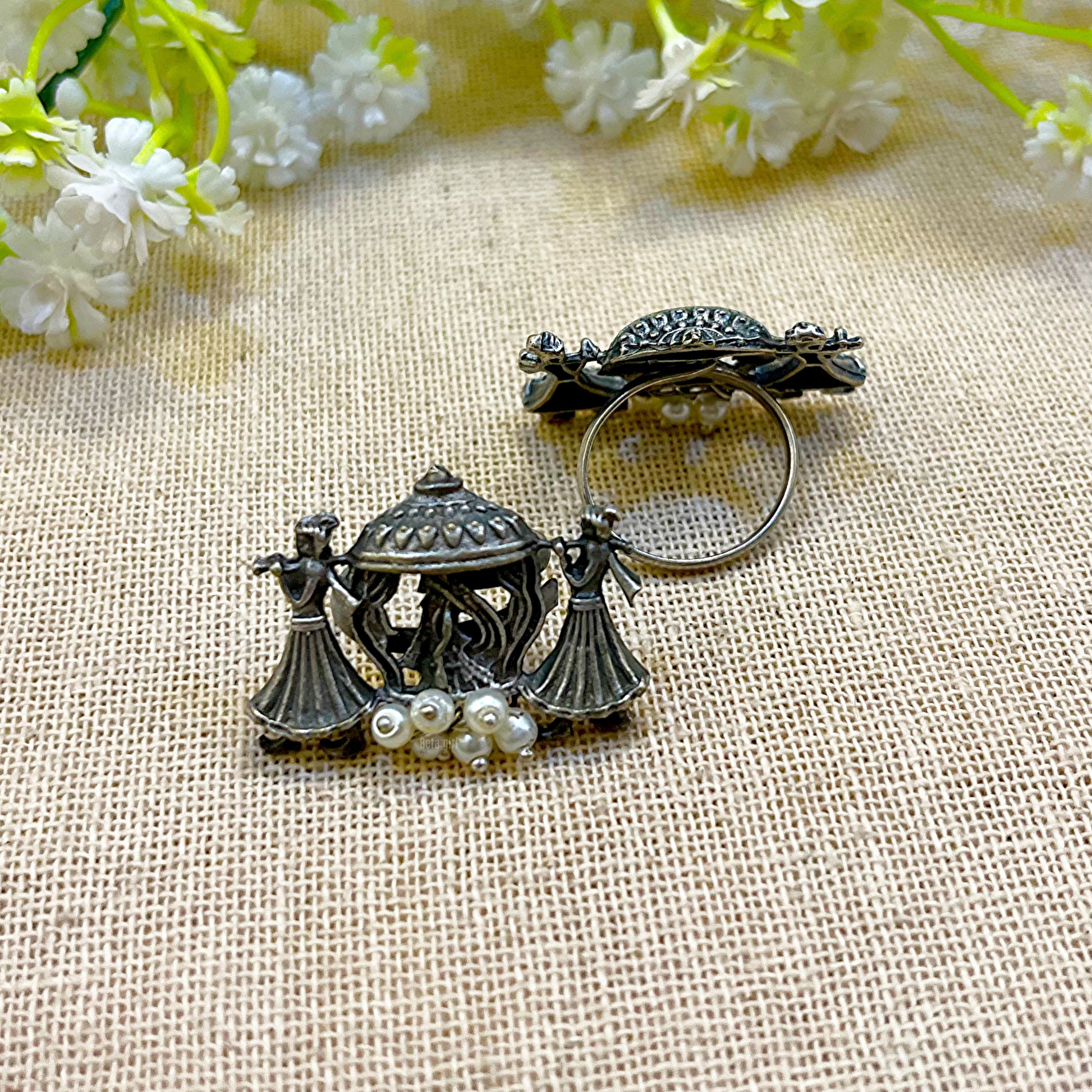 black metal rings for ladies