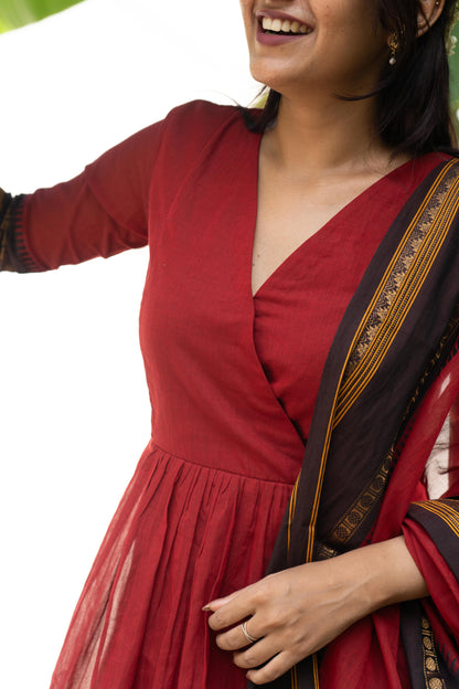 Studio Red Kanchi Cotton Top & Dupatta