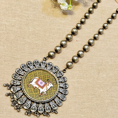 Oxidised Pearl Long necklae