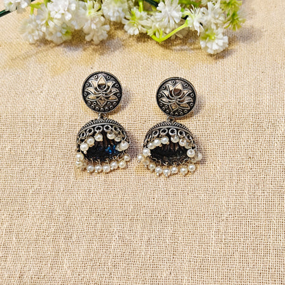 Noor Silver Look Alike Oxidized Earring