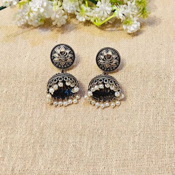 Noor Silver Look Alike Oxidized Earring