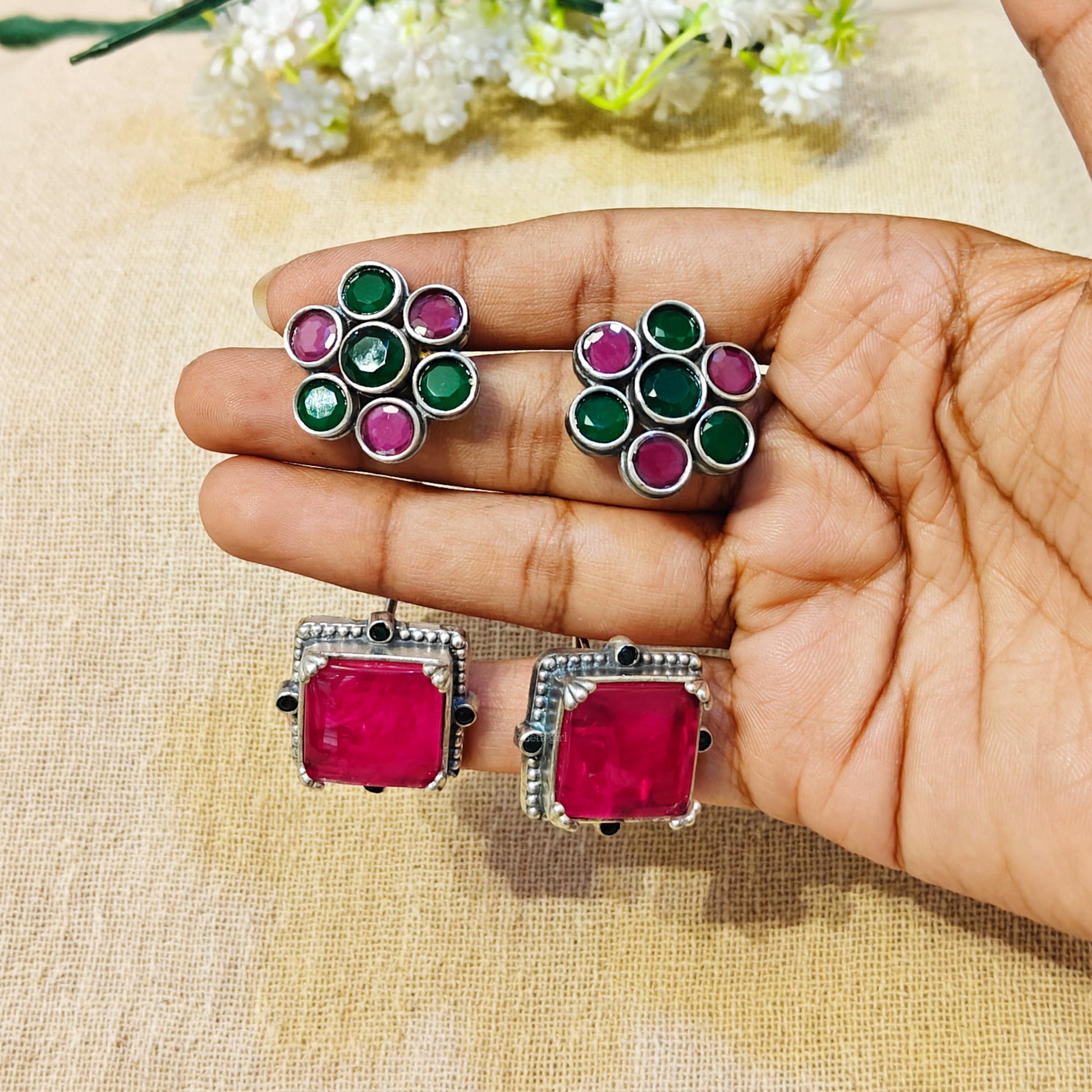 Multicolor earcuff for garba