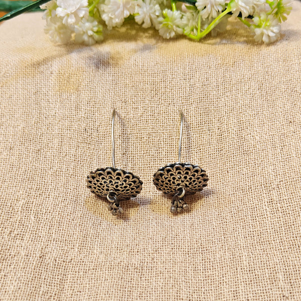 Luxee Silver Look Alike Oxidized Dangler