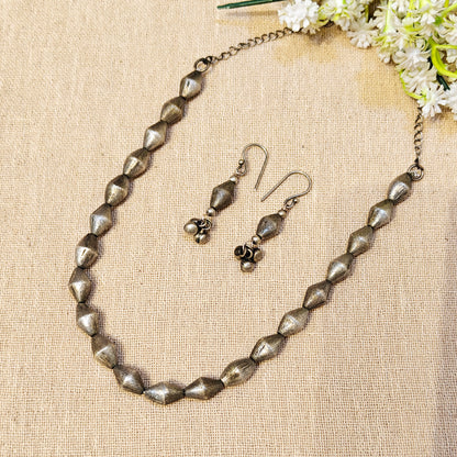 Oxidised necklace