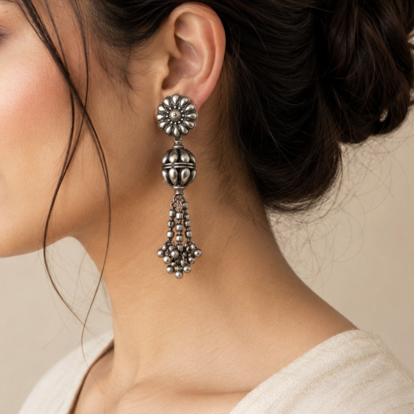 Chimes Long Oxidized Earring