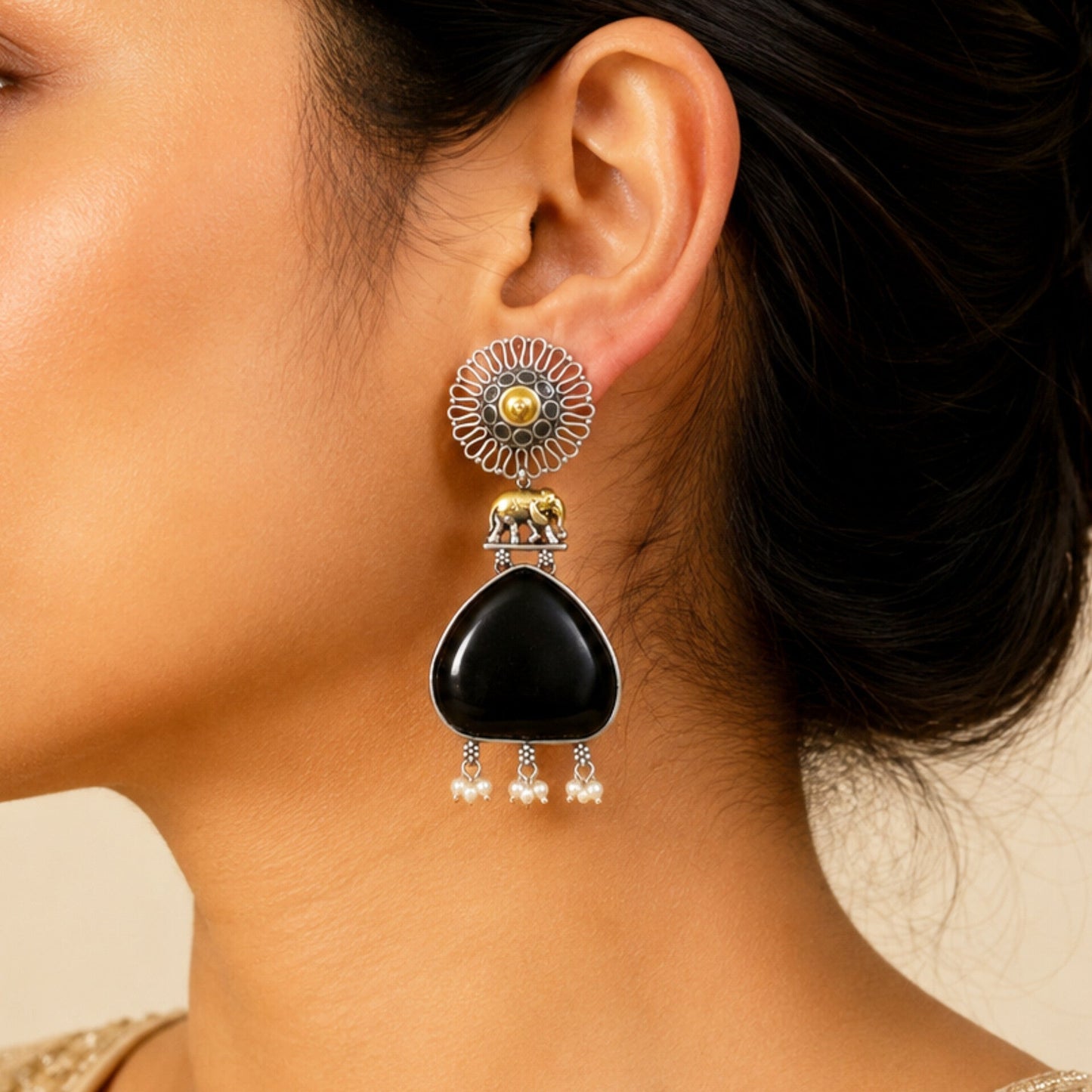 Shert Black Monalisa Stone Dual Tone Oxidised Earrings