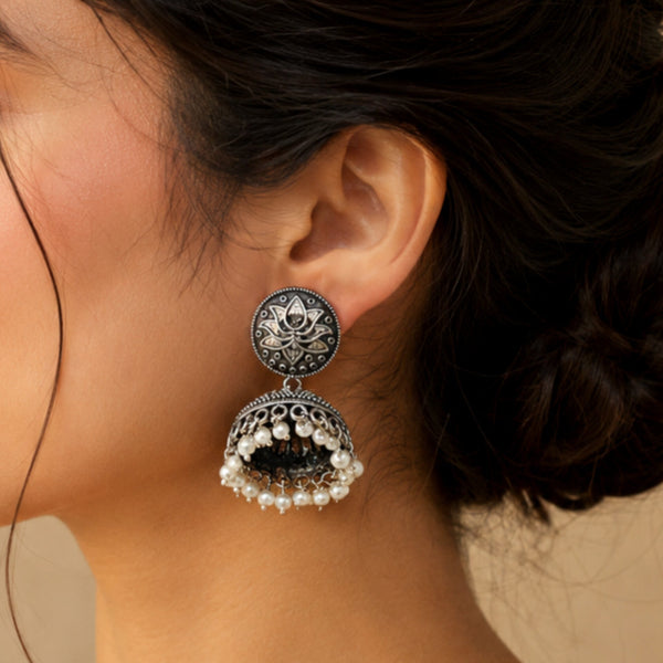 Noor Silver Look Alike Oxidized Earring
