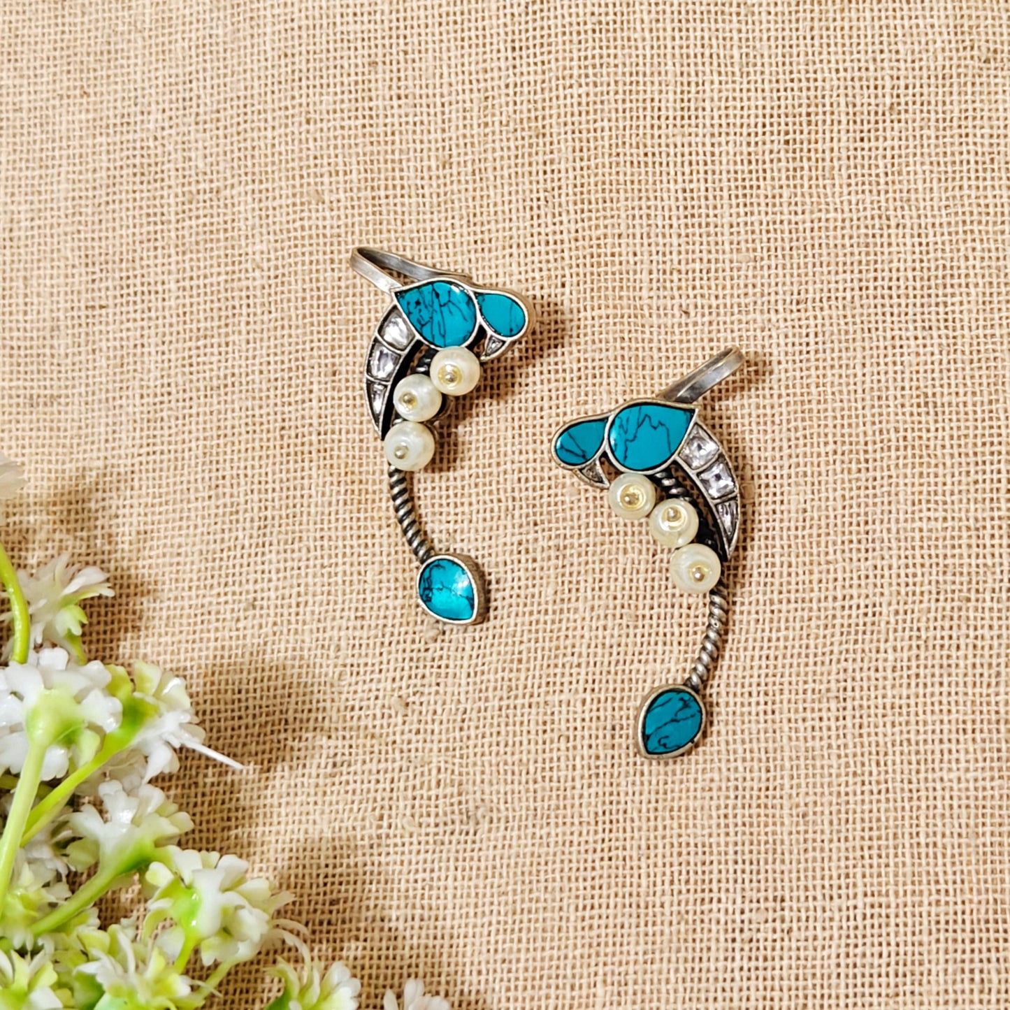 Shell Silver Look Alike Stone Earcuffs