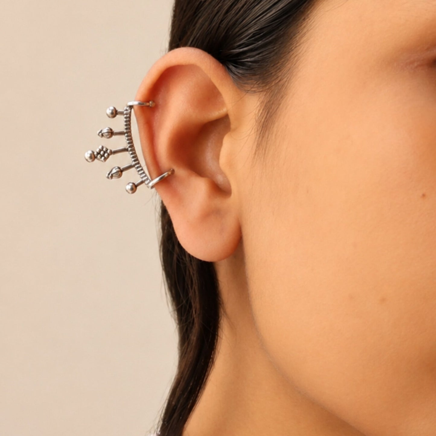 Muse Silver Look Alike Oxidized Earcuff