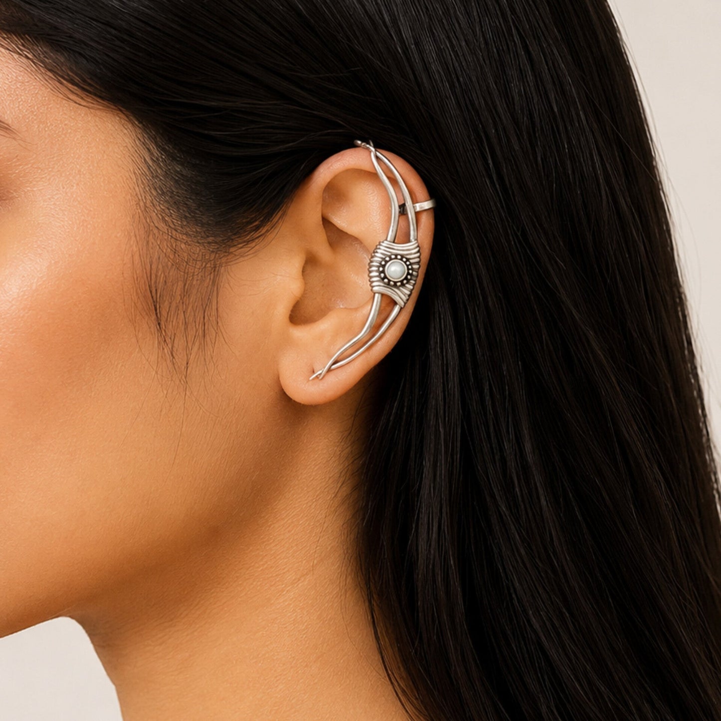 Leaf Silver Look Alike Oxidized Earcuff