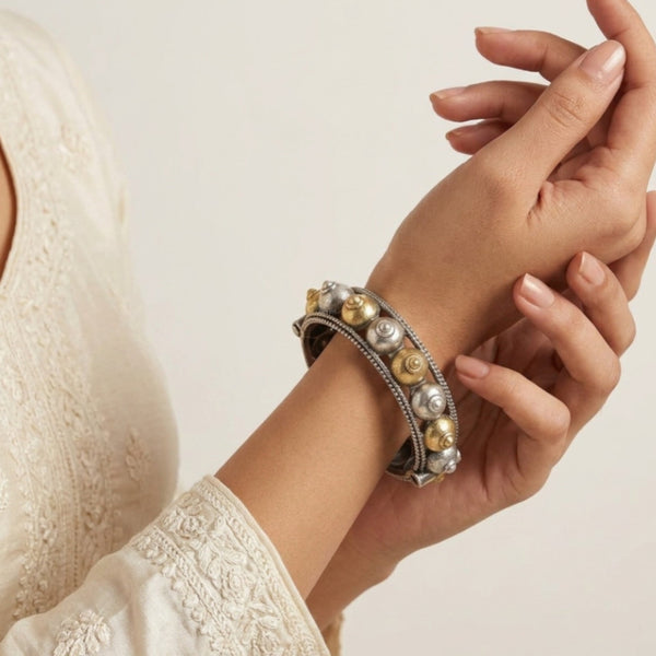 Swara Silver Look Alike Dual Tone Kada