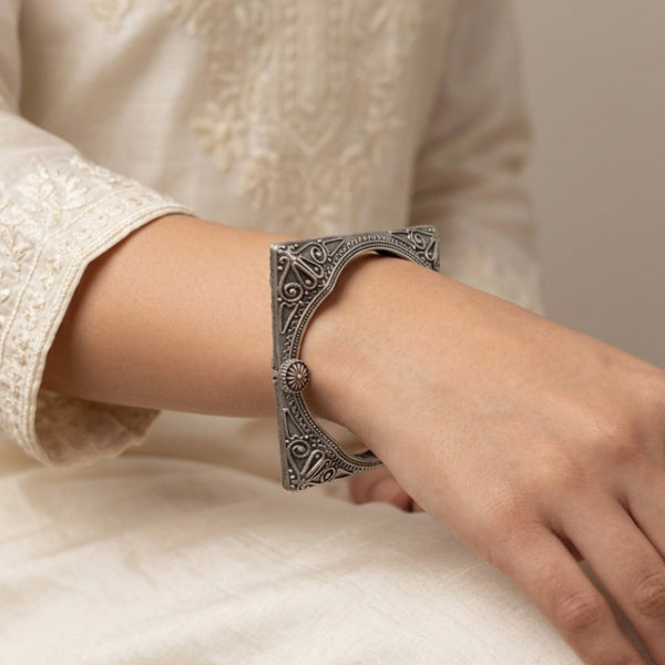 Square  Silver Look Alike Navratri Oxidised Kada for Girls