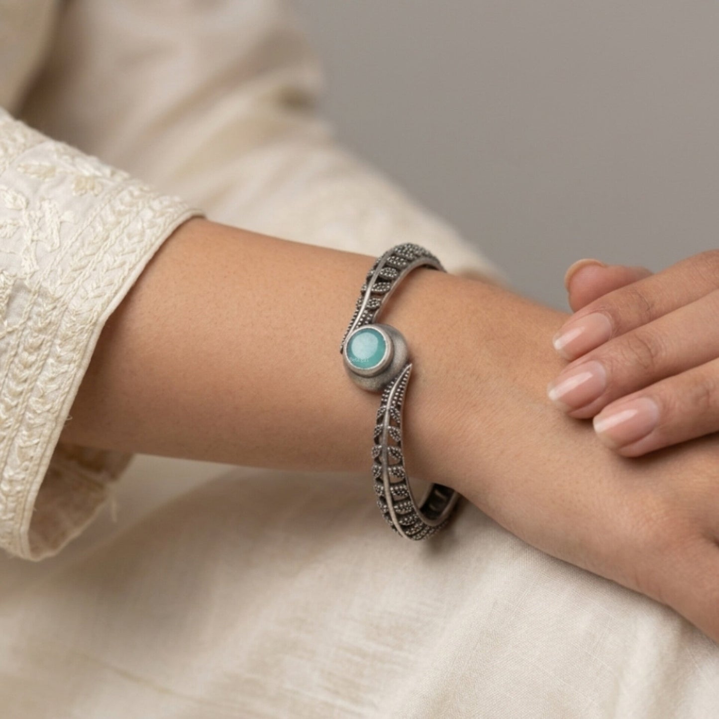Vanya Oxidised Silver Stone Kada