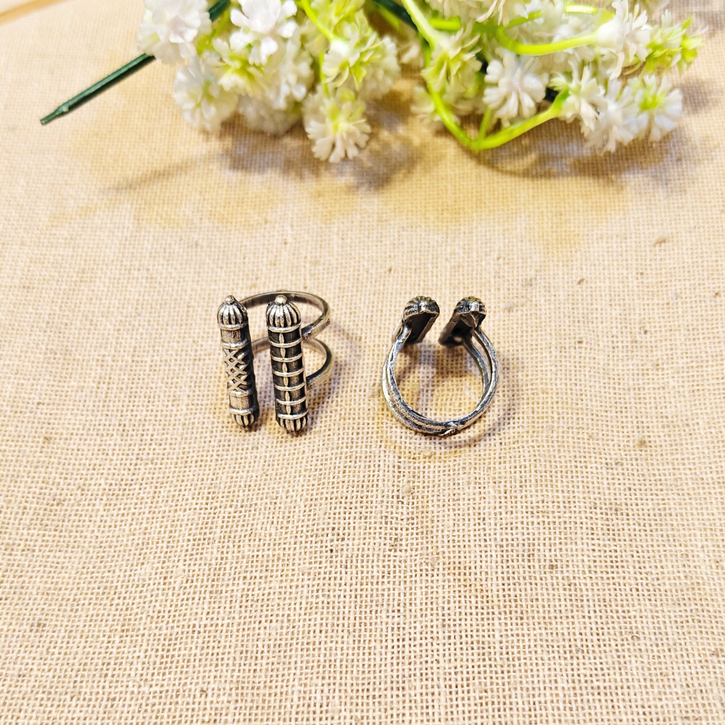 Kari Silver Look Alike Oxidized Ring