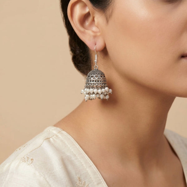 Tide Silver Look Alike Oxidized Dangler