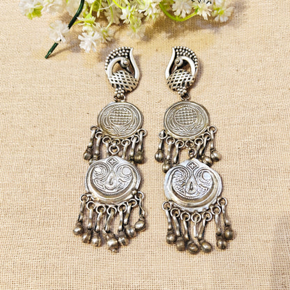 Aster Silver Look Alike Oxidized Earring