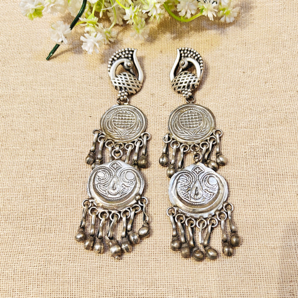 Aster Silver Look Alike Oxidized Earring