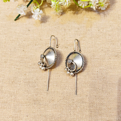 Coral Silver Look Alike Oxidized Arrow Earcuff