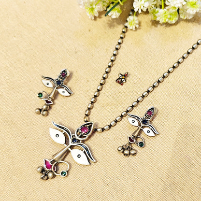 Feather Silver Look Alike Oxidized Necklace
