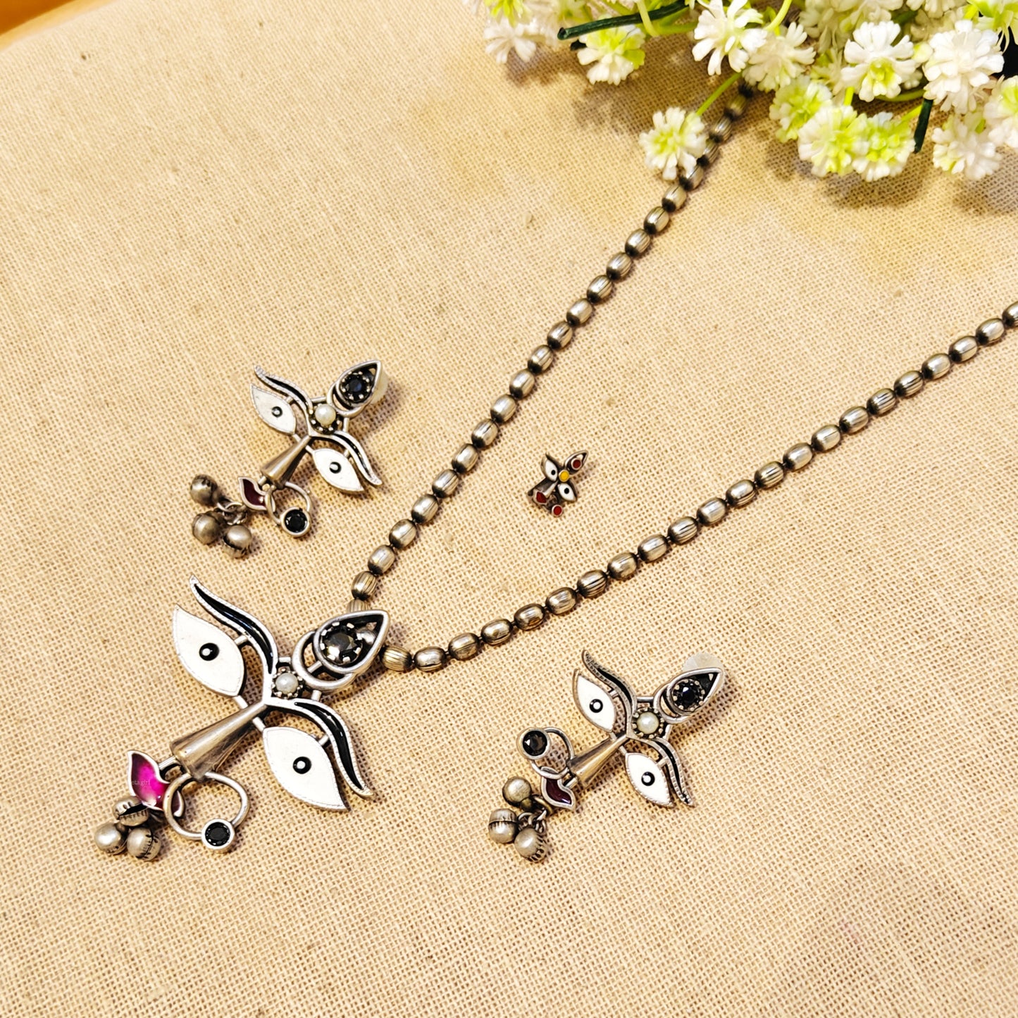 Feather Silver Look Alike Oxidized Necklace