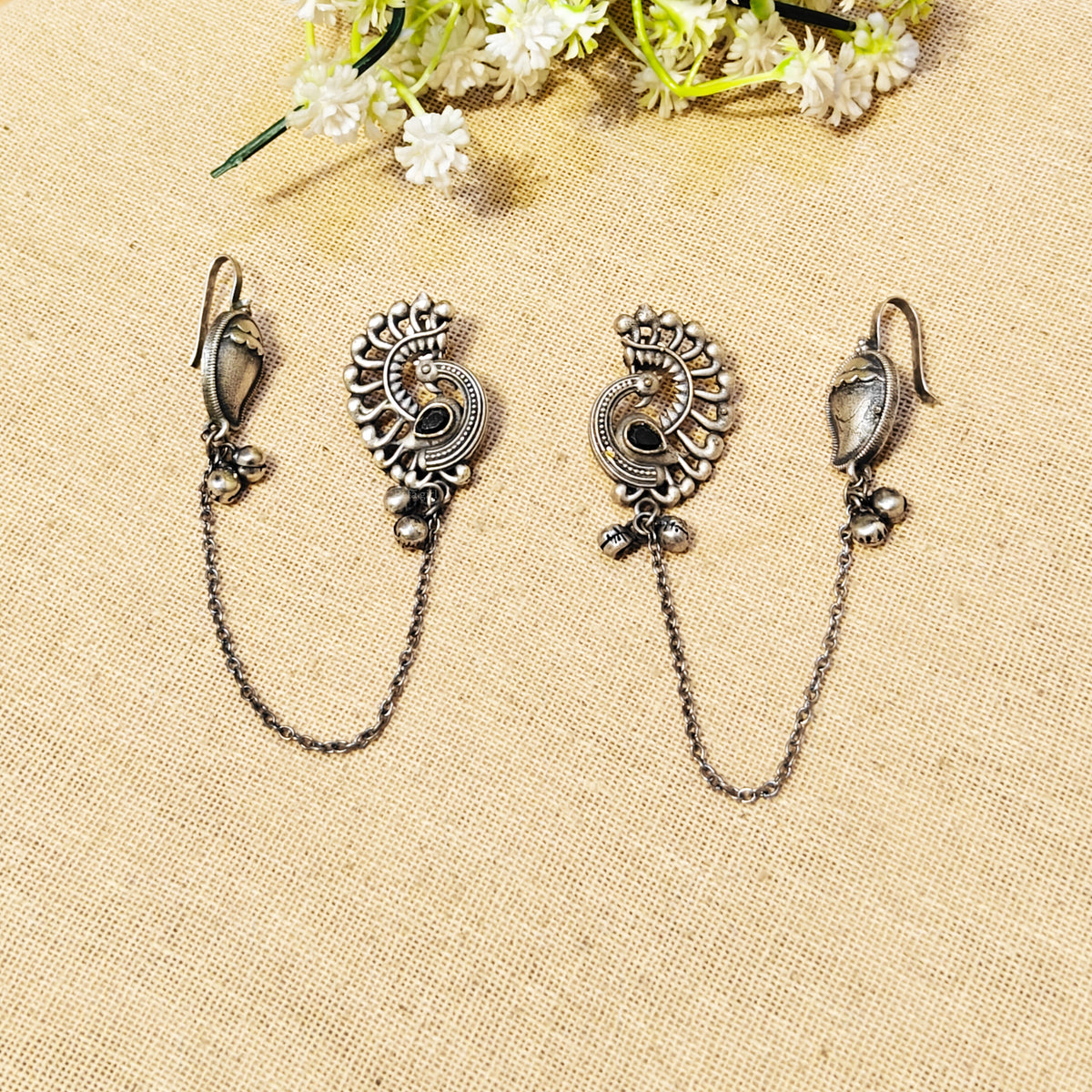 Velora Silver Look Alike Oxidized Earcuff