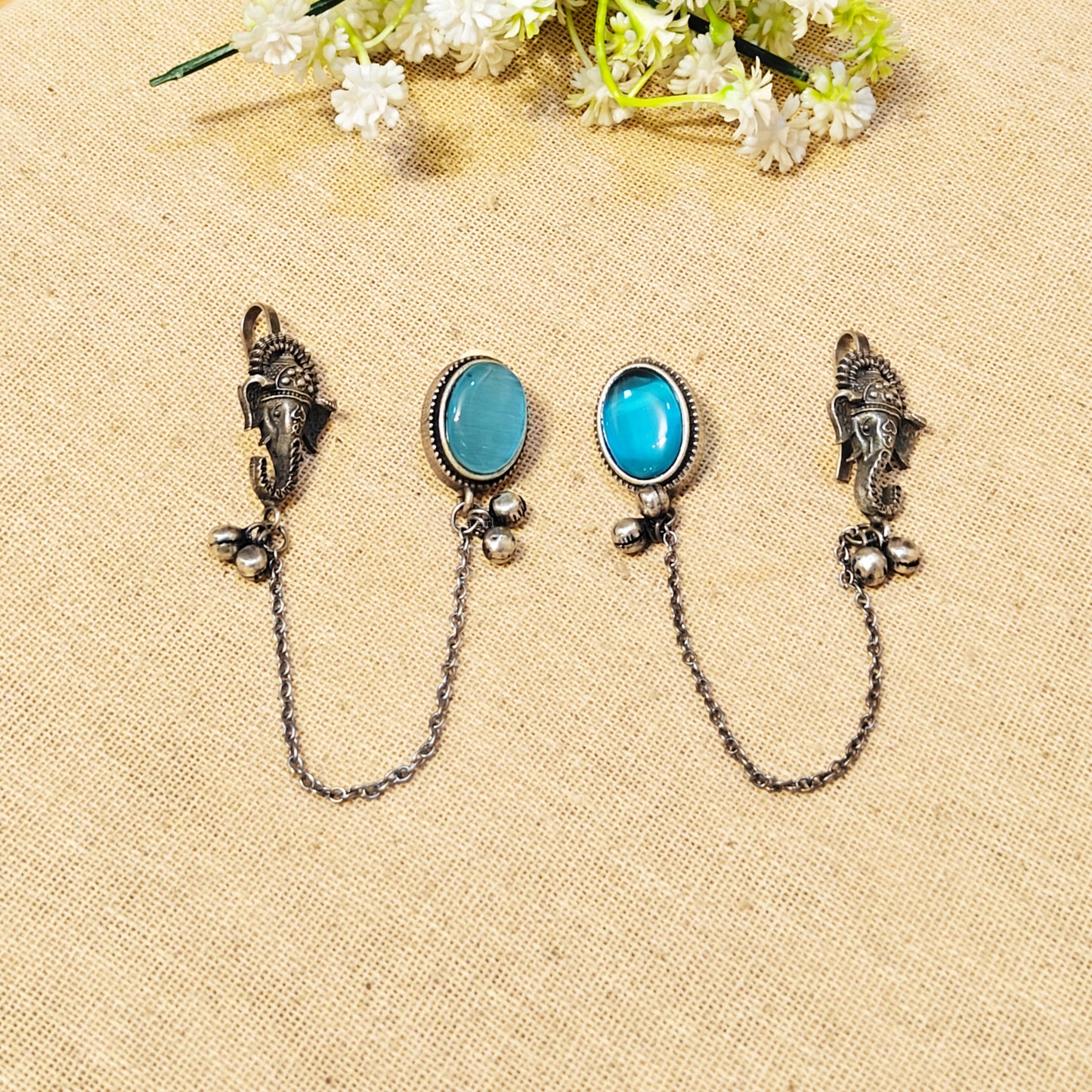 Amoura Silver Look Alike Stone Earcuffs